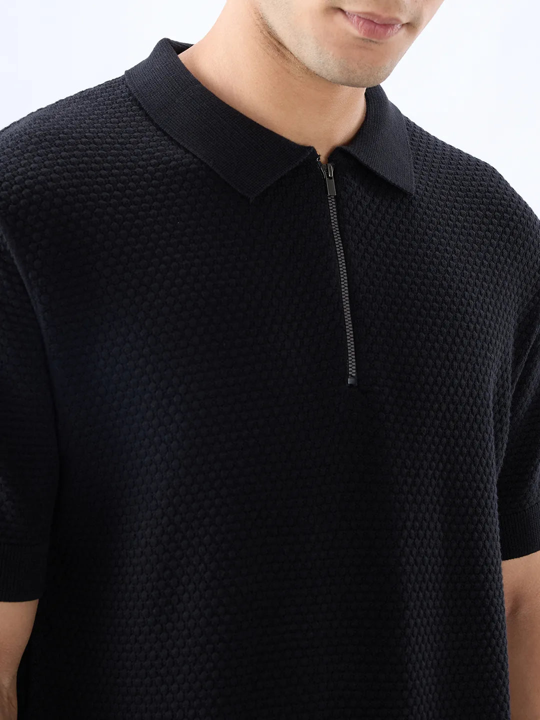 Men T-Shirt Solid Black Regular Fit