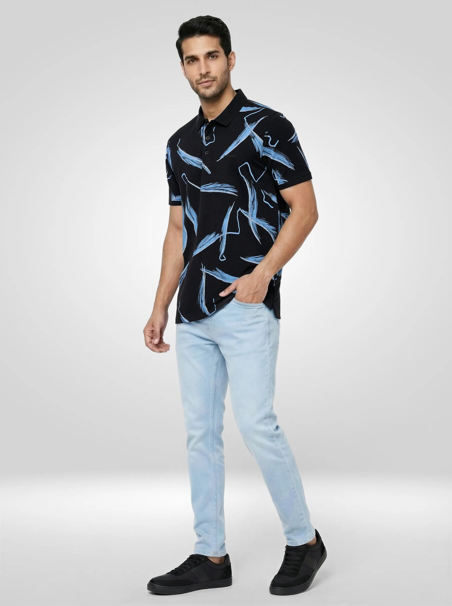 Men T-Shirt Print Black Regular Fit