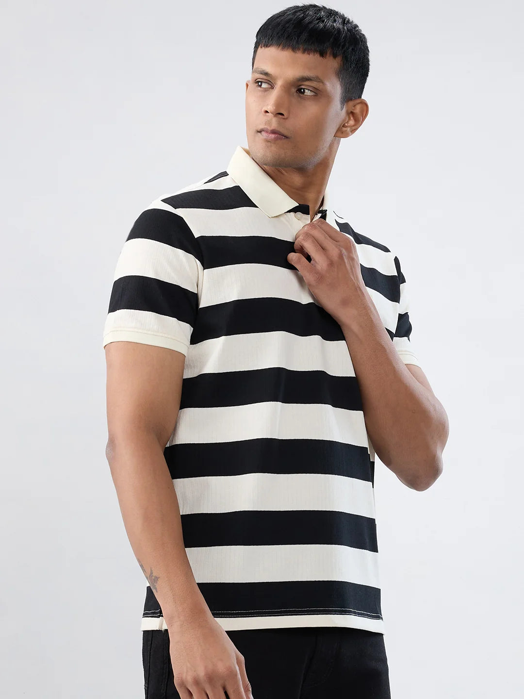 Men T-Shirt Stripe Black Regular Fit