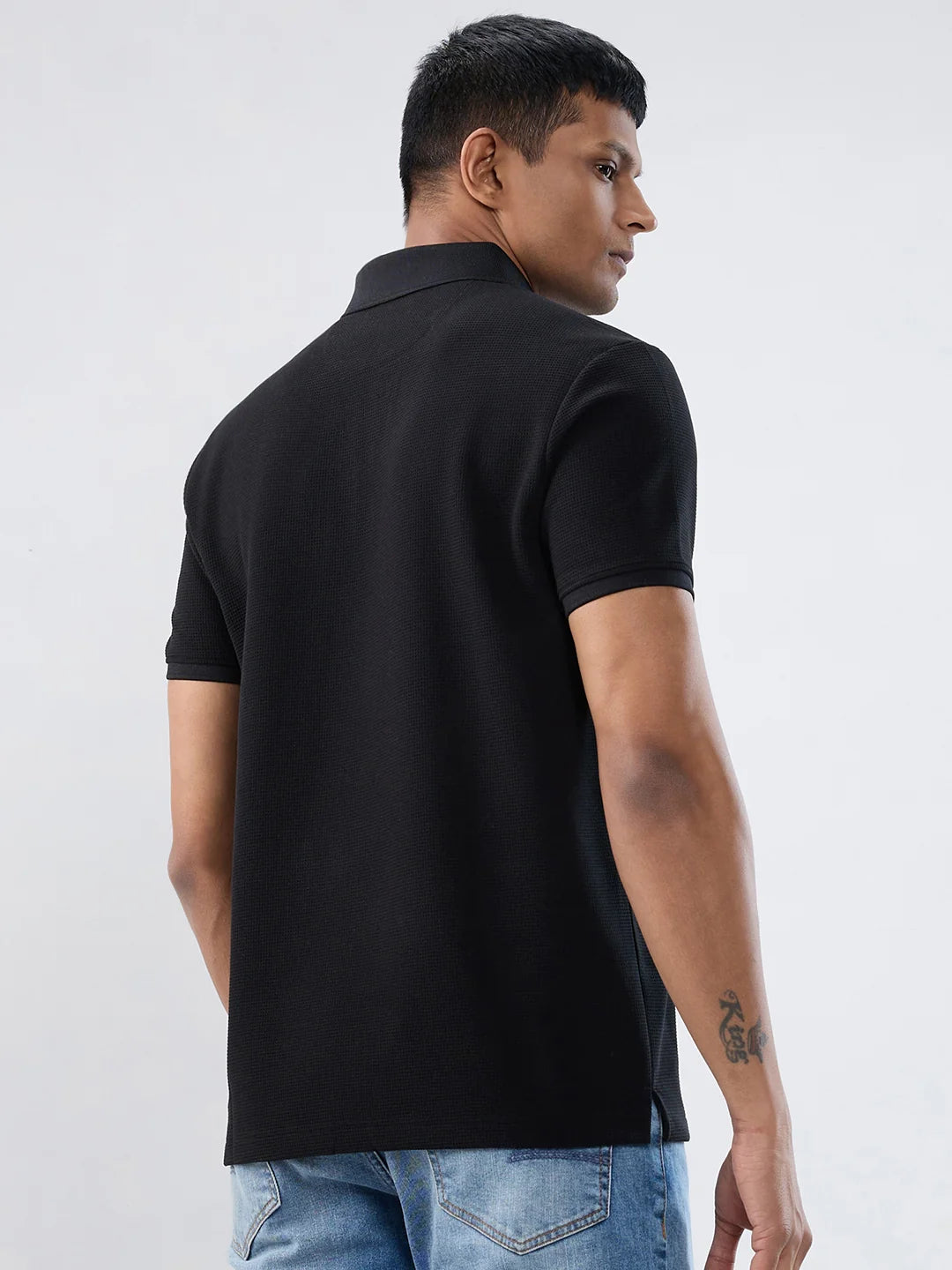 Men T-Shirt Textured Black Regular Fit