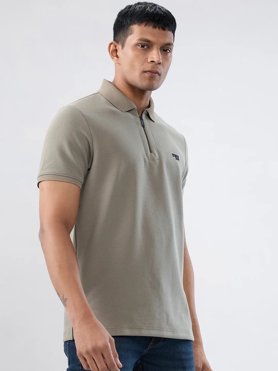 Men T-Shirt Textured Green Regular Fit
