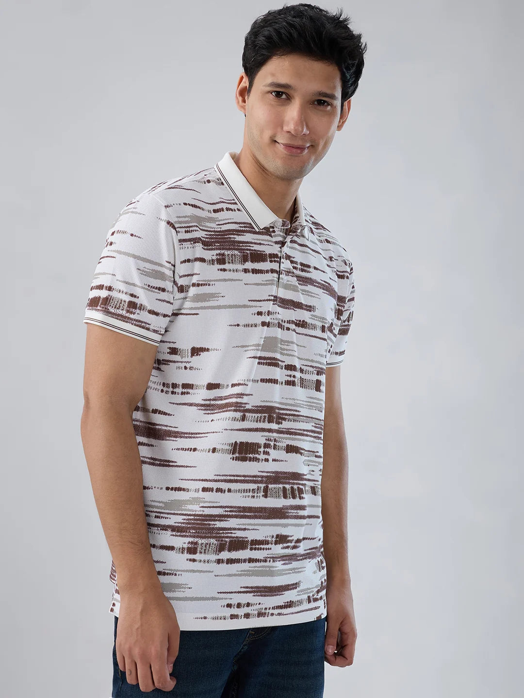 Men T-Shirt Print Brown Regular Fit