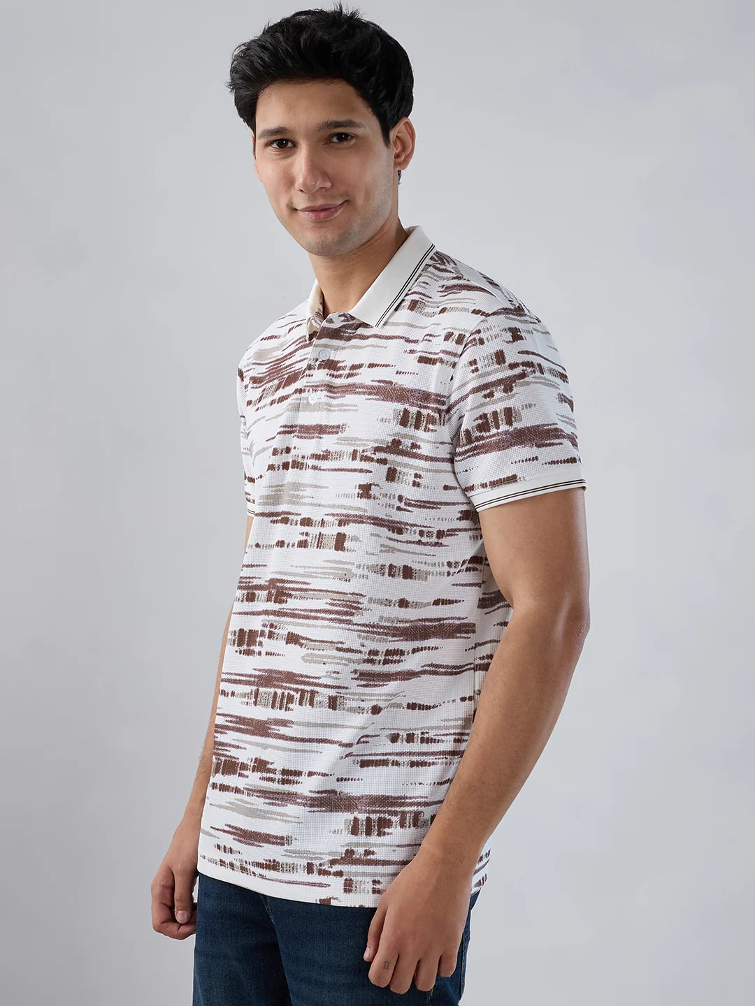 Men T-Shirt Print Brown Regular Fit