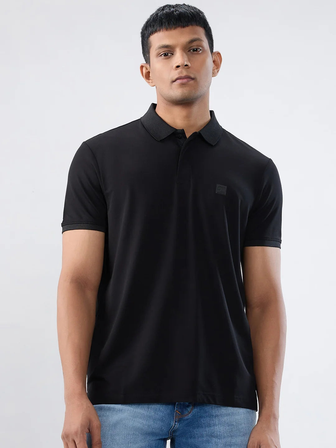 Men T-Shirt Solid Black Regular Fit
