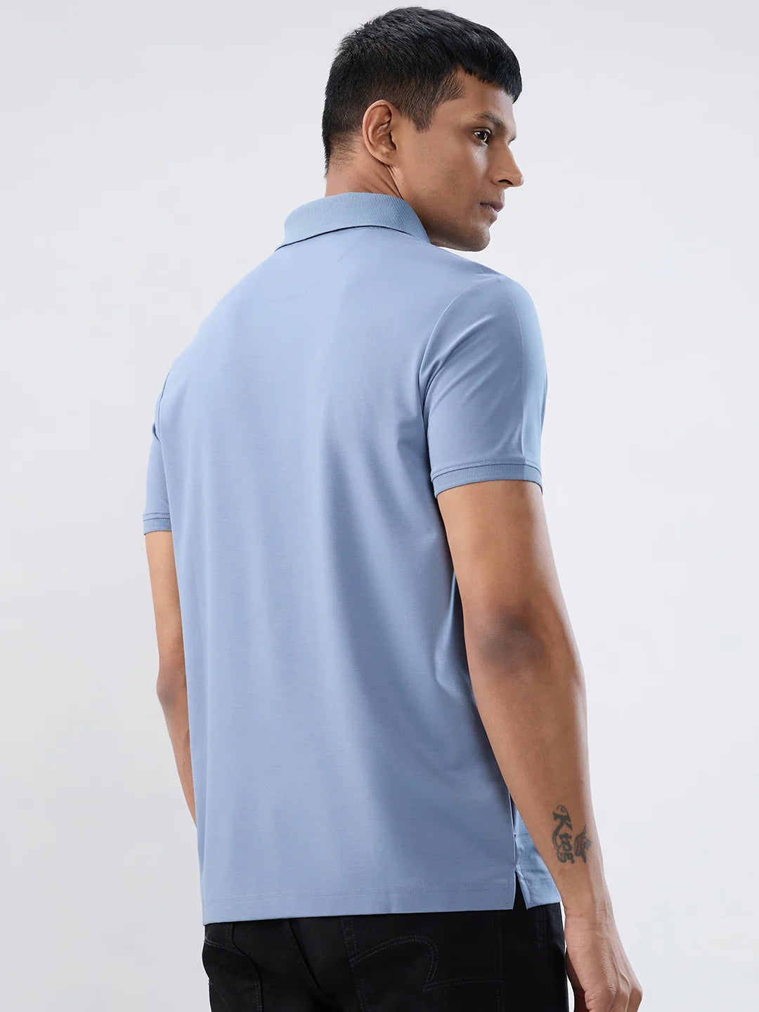 Men T-Shirt Solid Blue Regular Fit