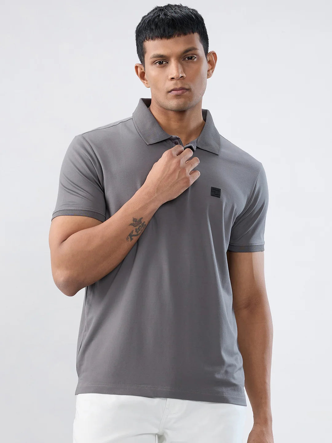 Men T-Shirt Solid Grey Regular Fit