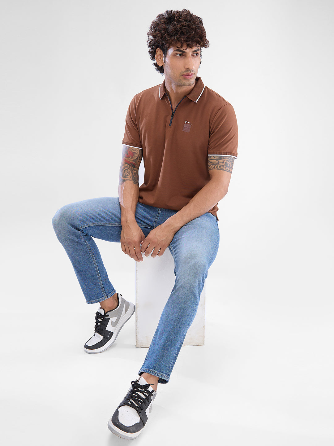 Spykar Bison Brown Cotton Half Sleeve  Tshirt For Men