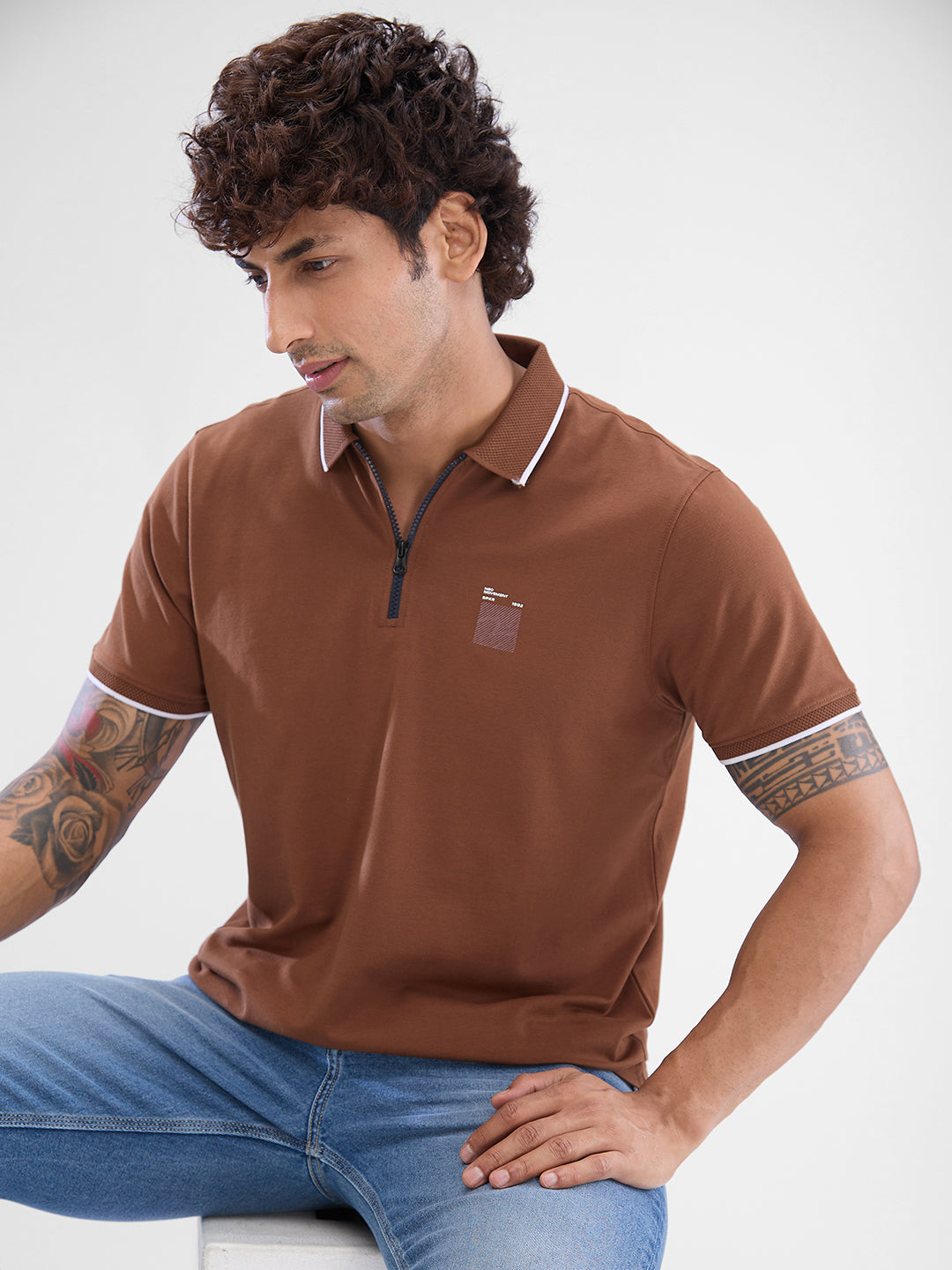 Spykar Bison Brown Cotton Half Sleeve  Tshirt For Men