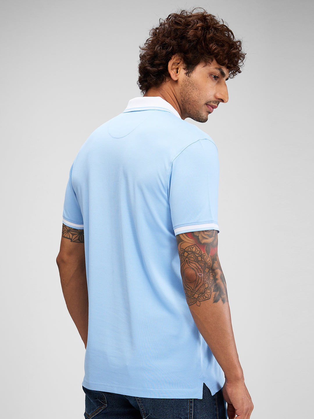 Spykar Men Solid Blue Slim Fit Half Sleeves T-Shirt