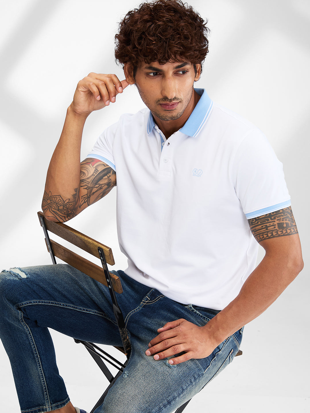 Spykar Men Solid White Slim Fit Half Sleeves T-Shirt