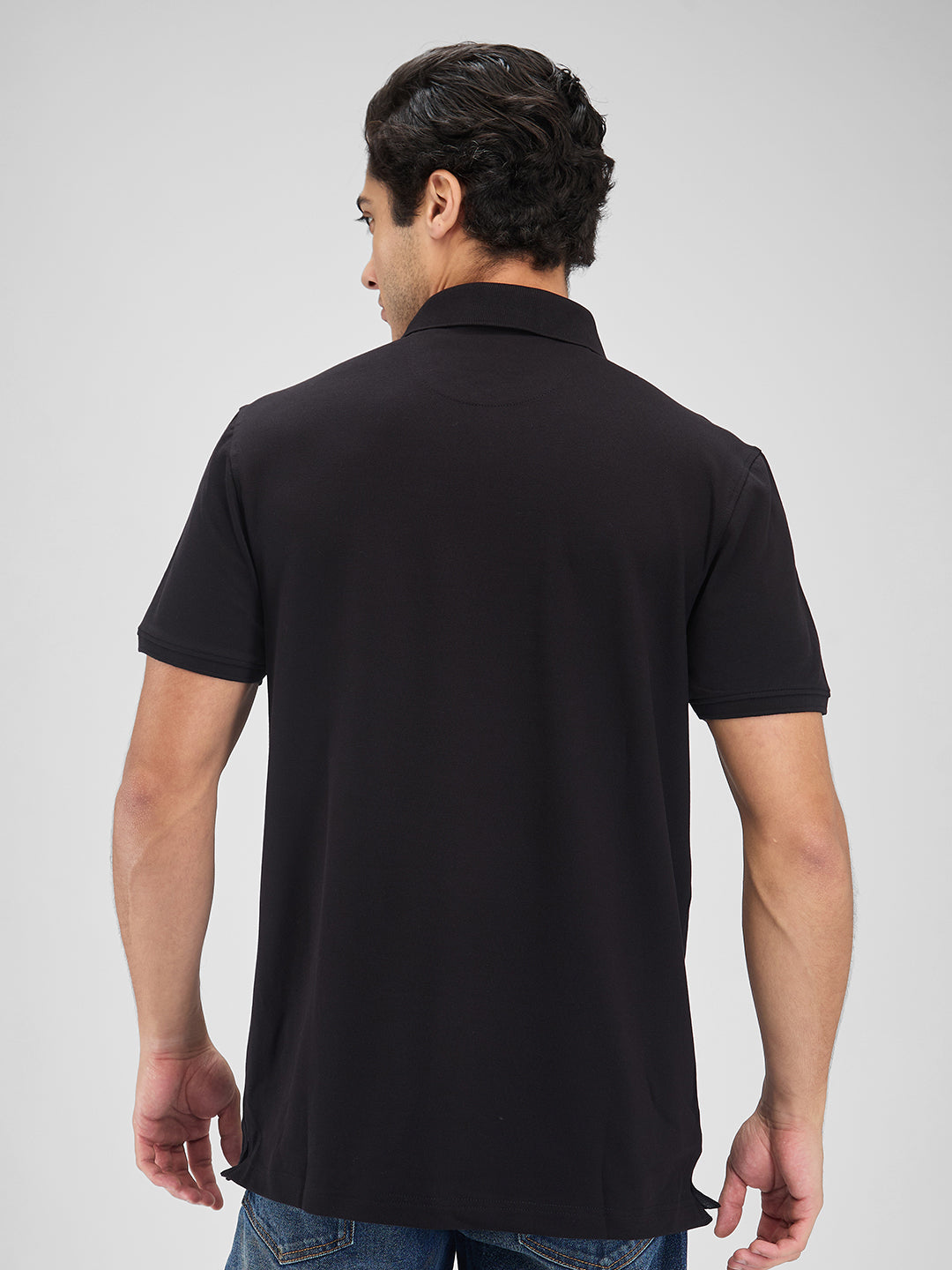 Spykar Men Solid Black Slim Fit Half Sleeves T-Shirt