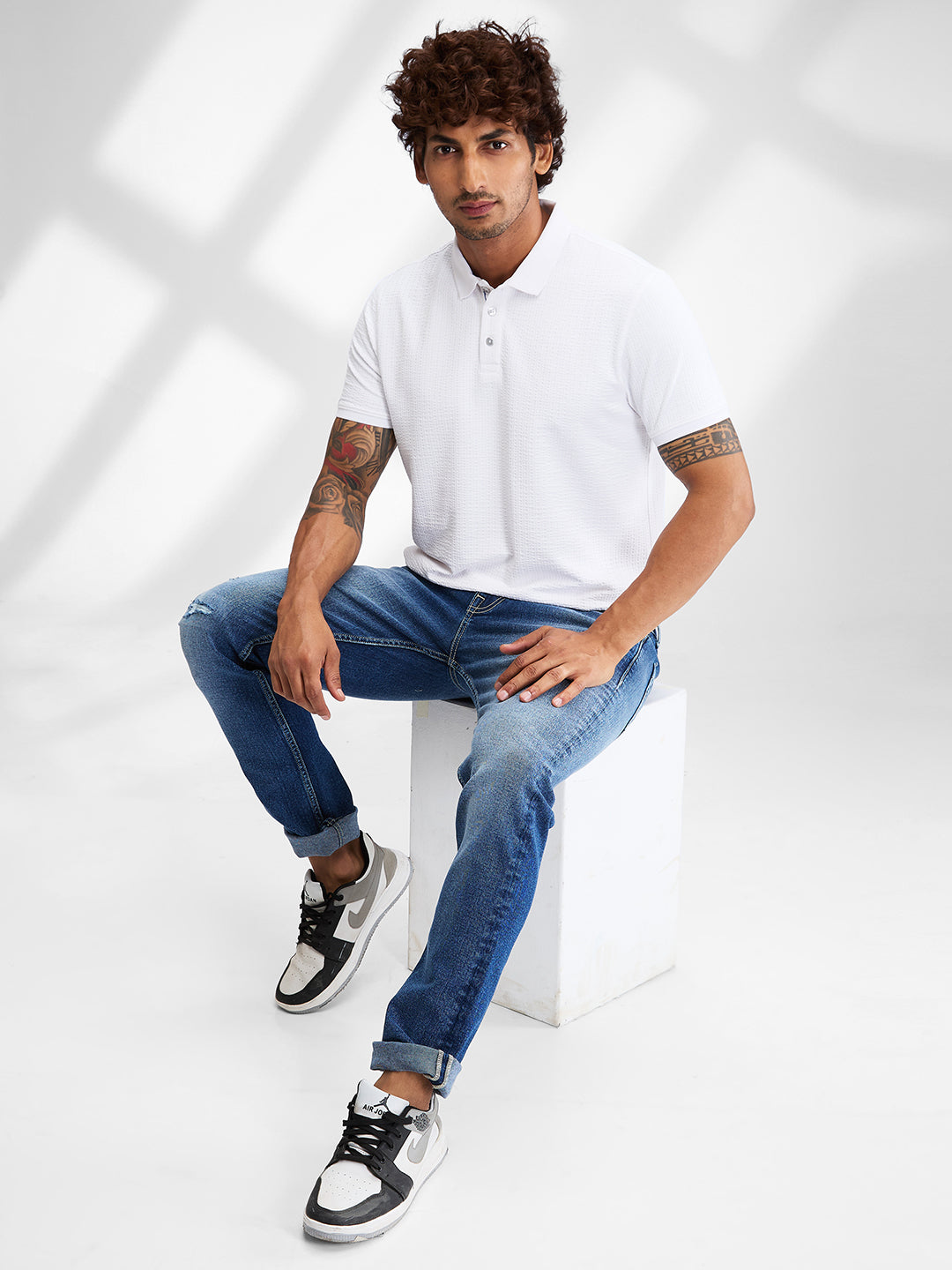 Spykar Men Solid White Slim Fit Half Sleeves T-Shirt