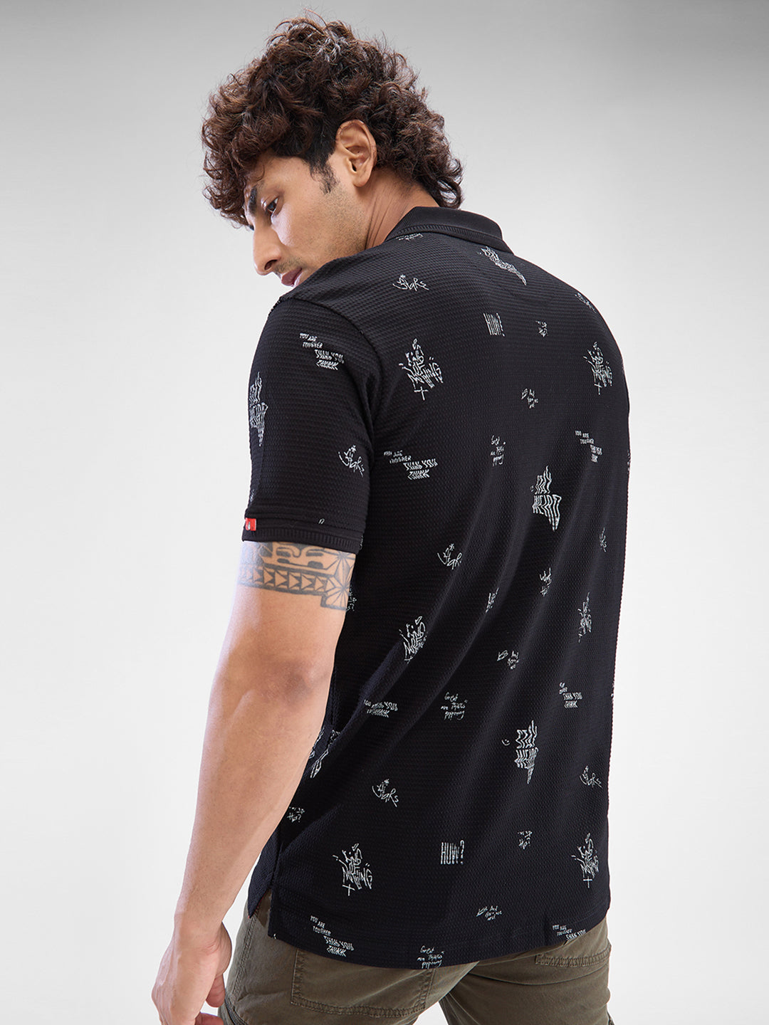 Spykar Black Cotton Poly Half Sleeve  Tshirt For Men