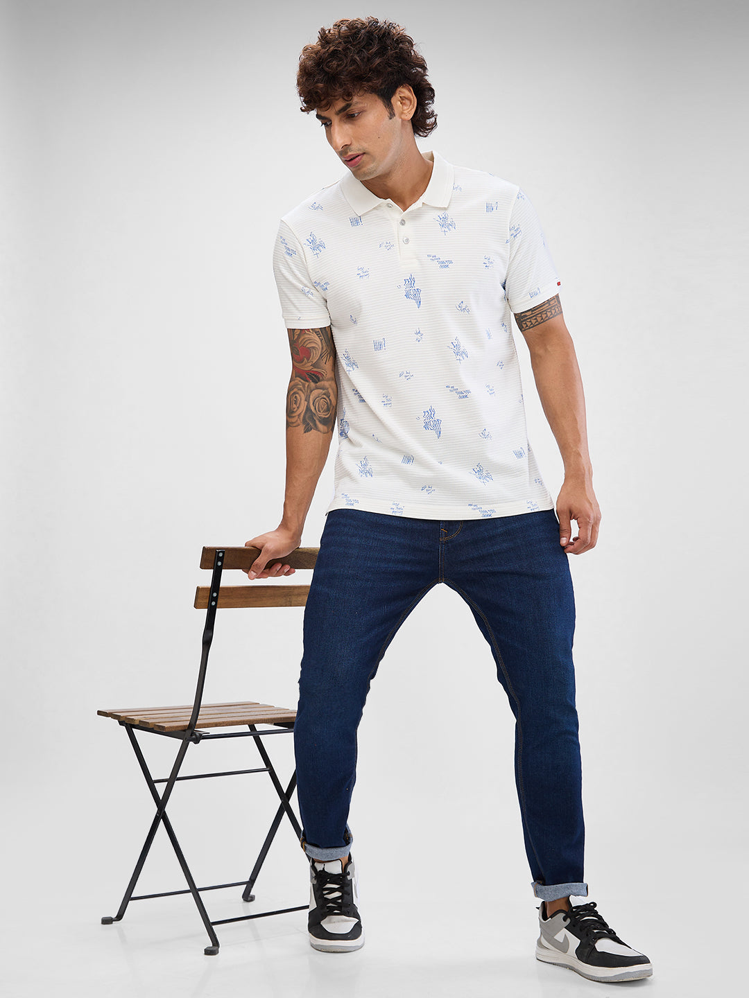 Spykar White Cotton Poly Half Sleeve  Tshirt For Men