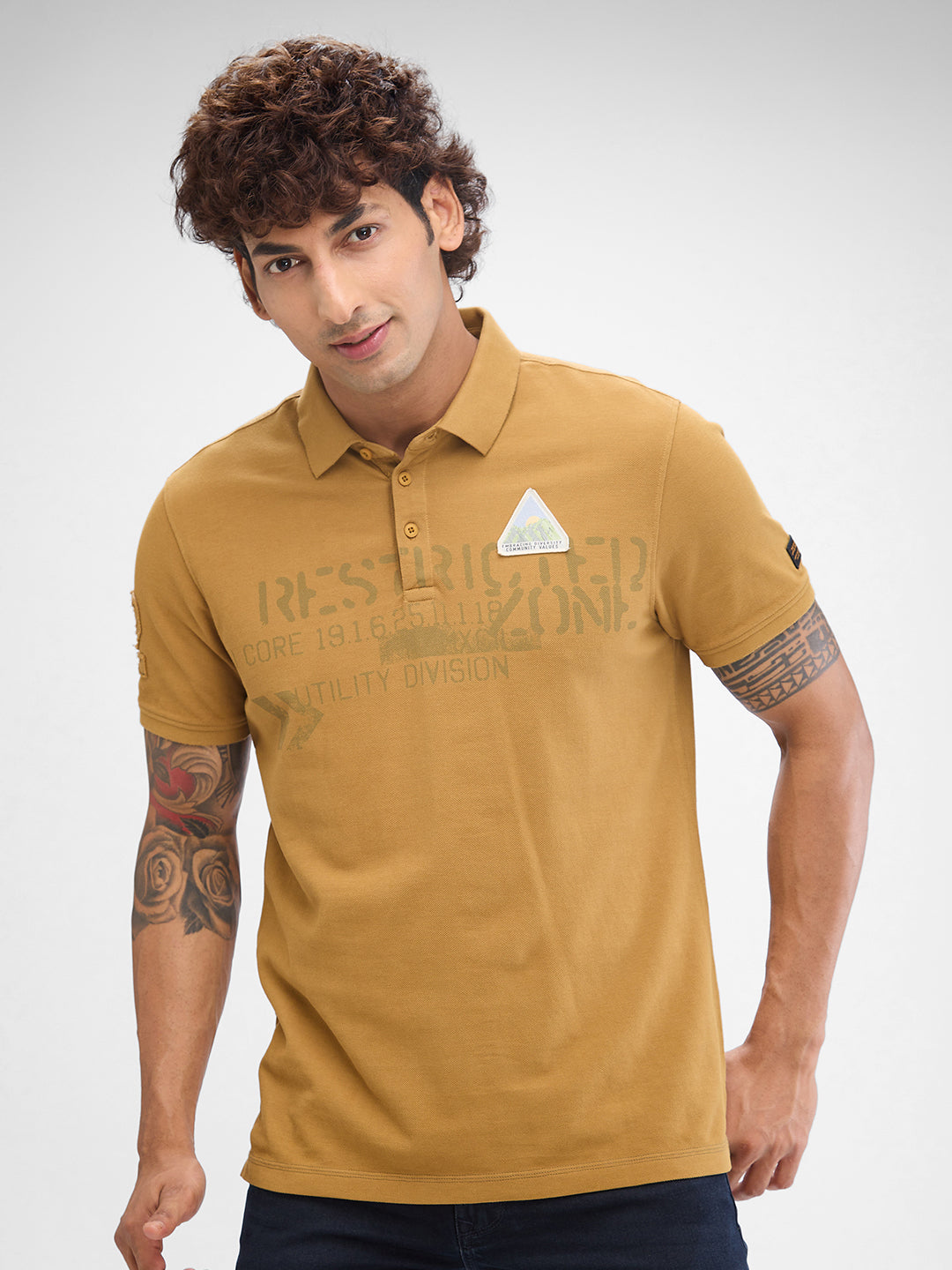 Spykar Khaki Cotton Half Sleeve  Tshirt For Men