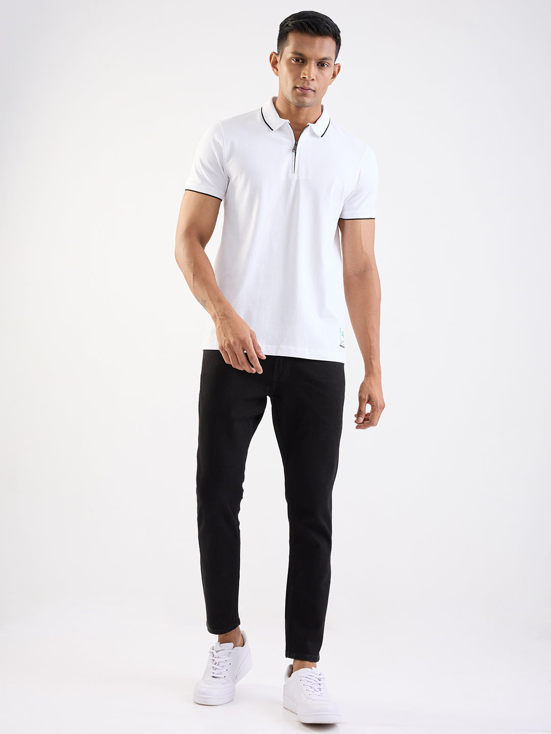 Spykar White Slim Fit Casual T-Shirt For Men
