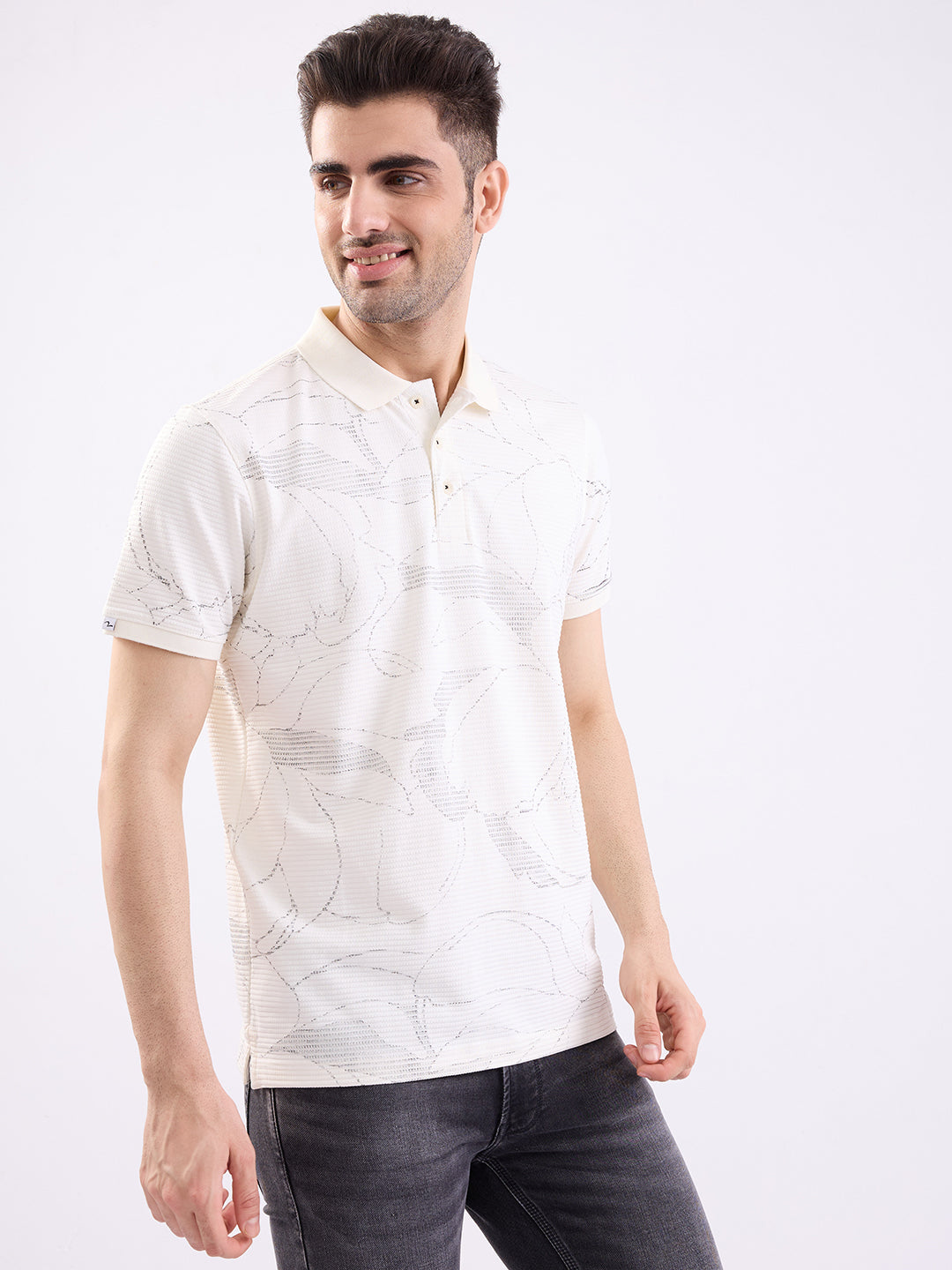 Spykar White Slim Fit Casual T-Shirt For Men