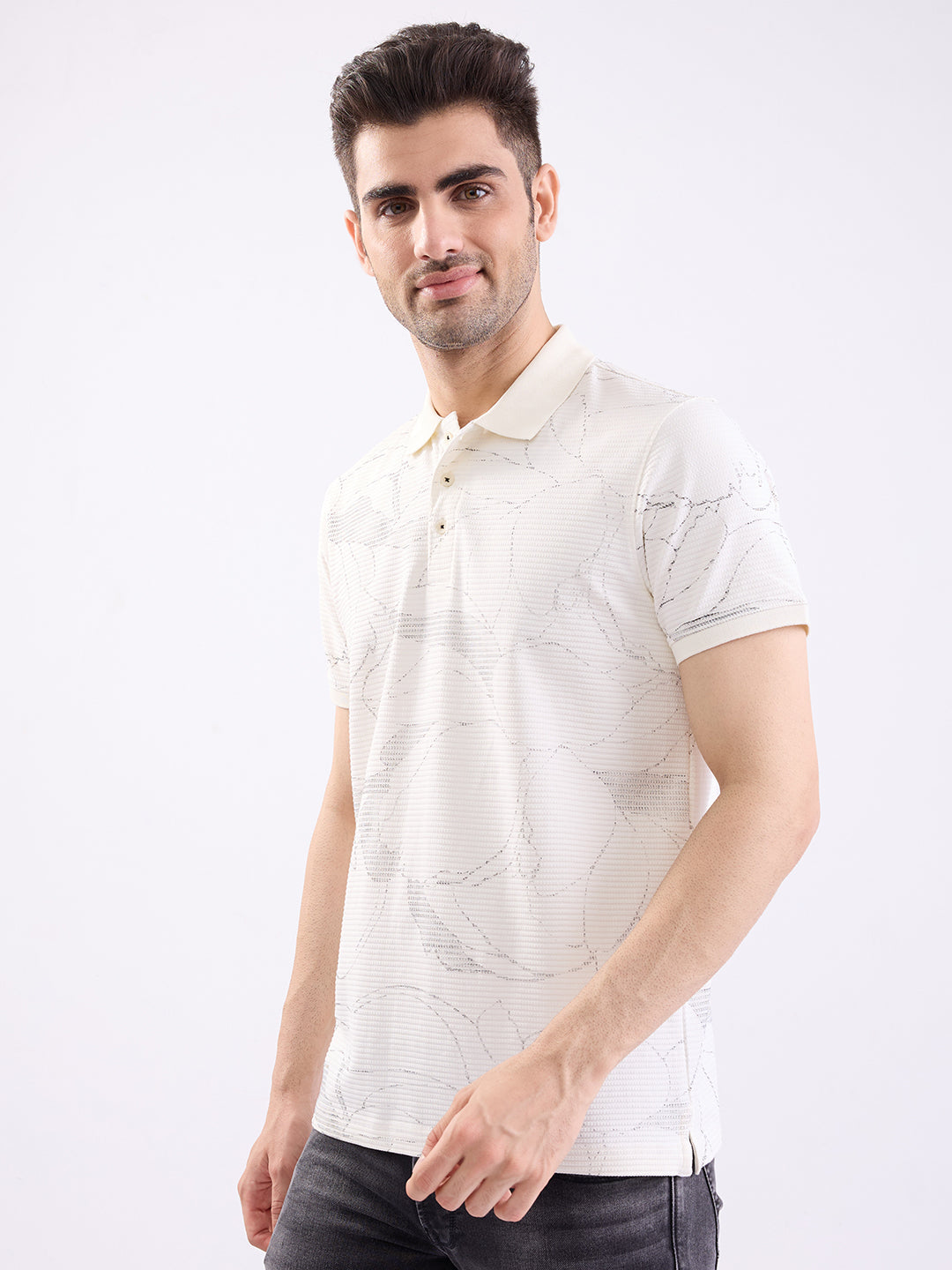 Spykar White Slim Fit Casual T-Shirt For Men