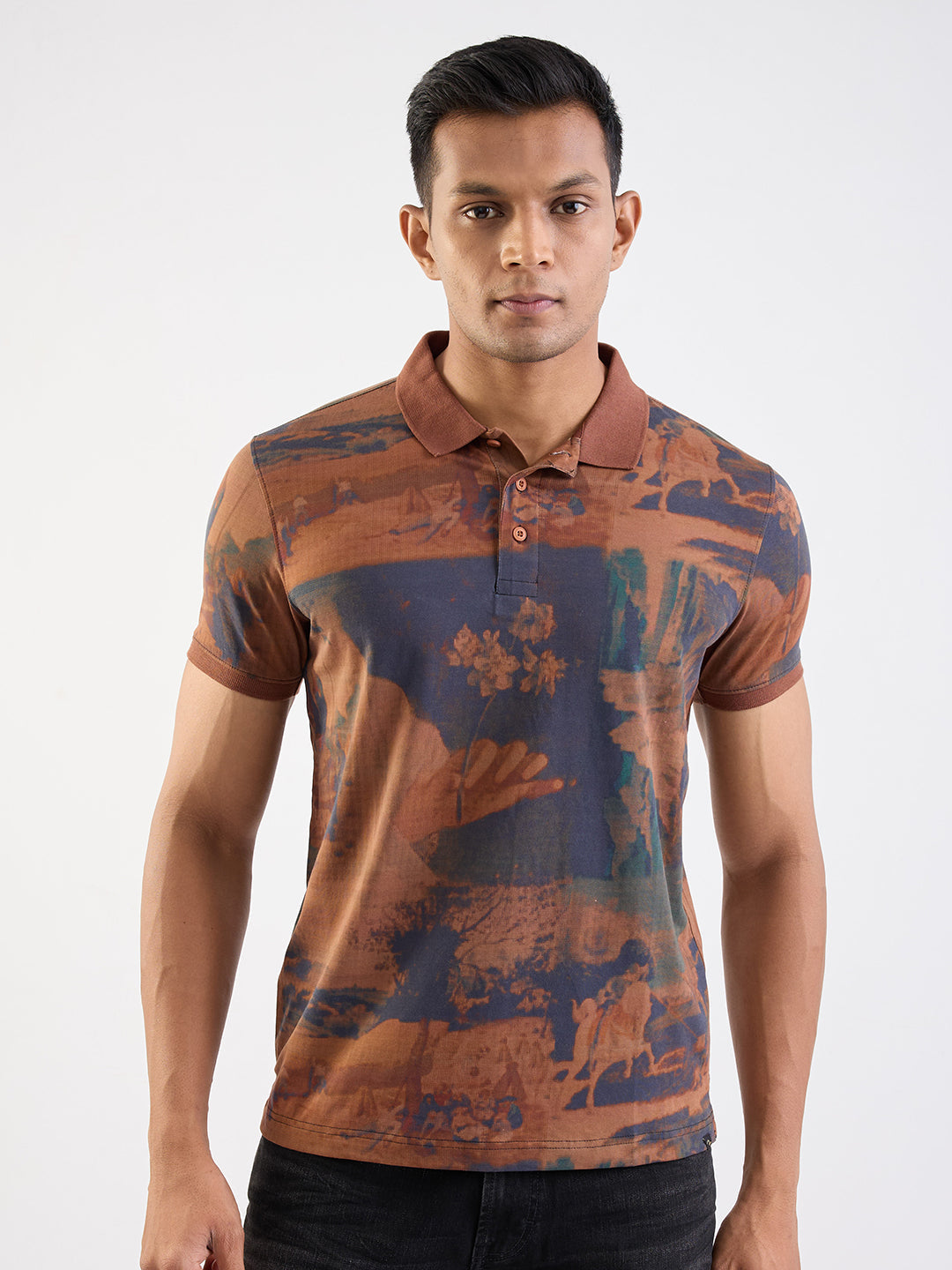 Men T-Shirt Brown Slim Fit
