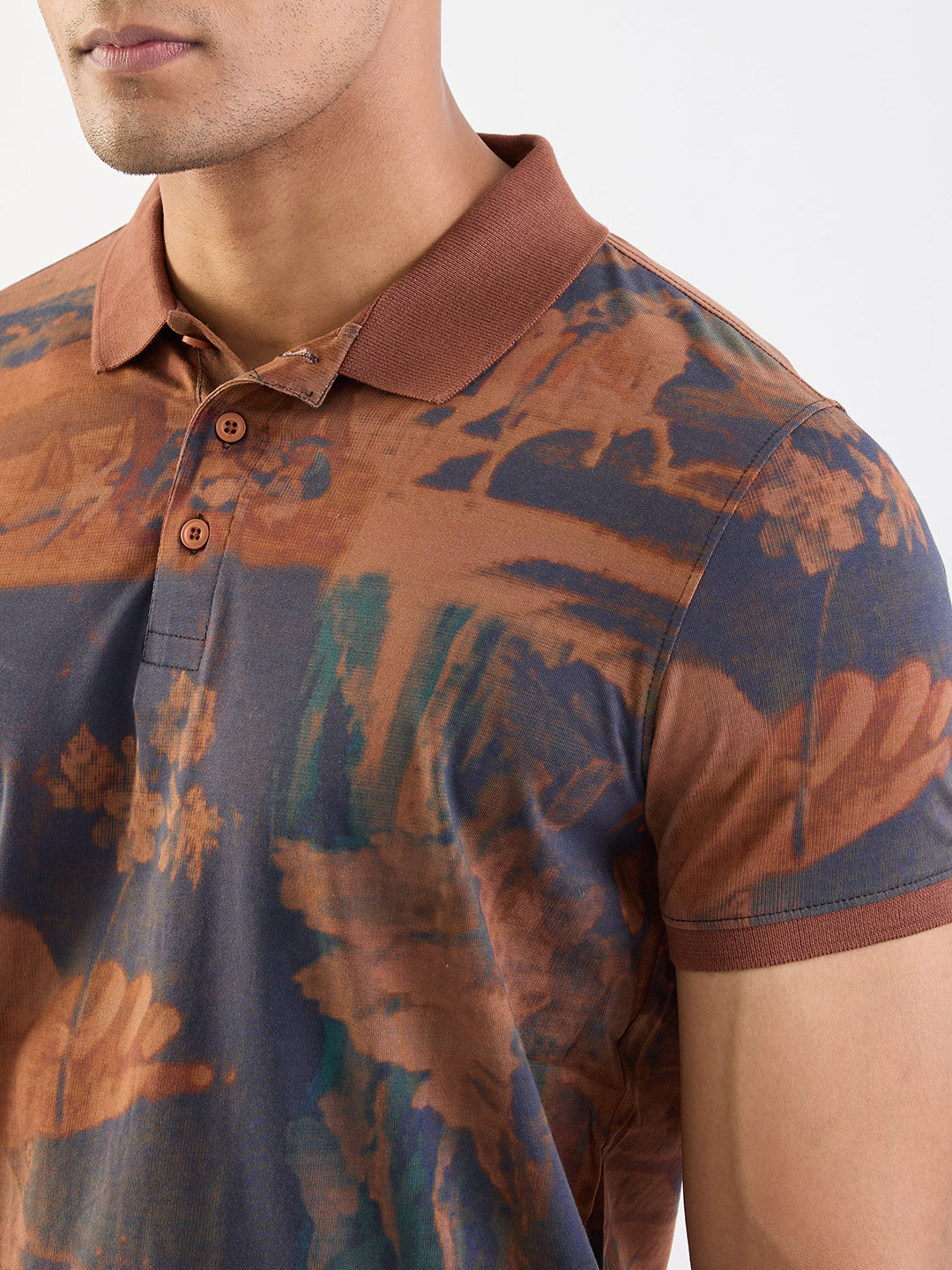 Men T-Shirt Brown Slim Fit