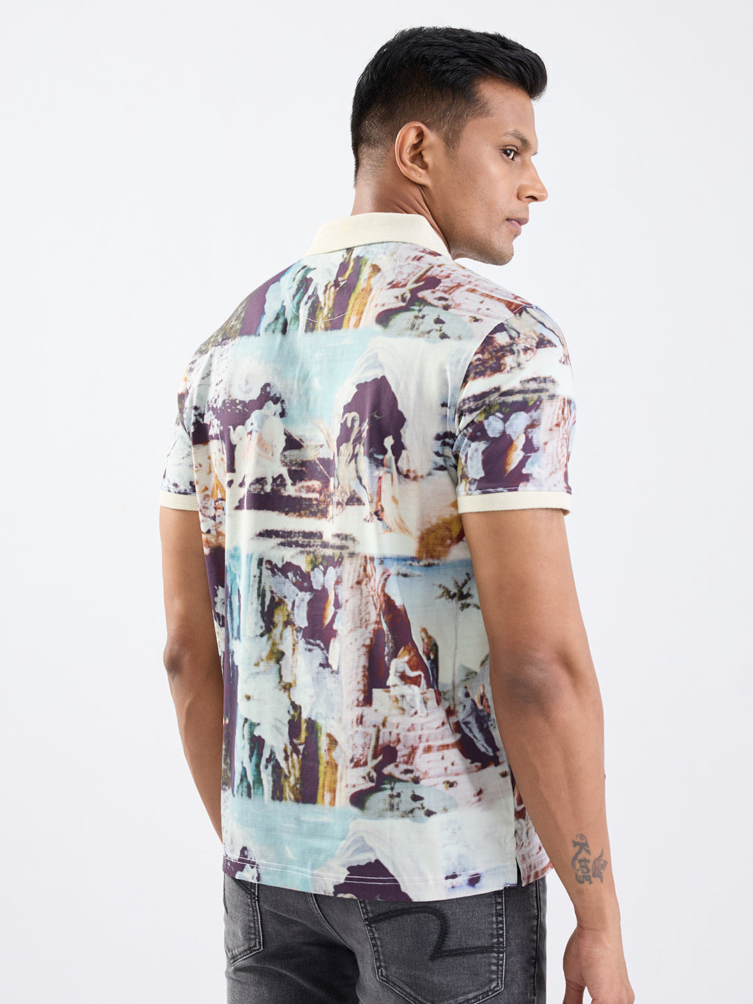 Spykar Off White Slim Fit Casual T-Shirt For Men