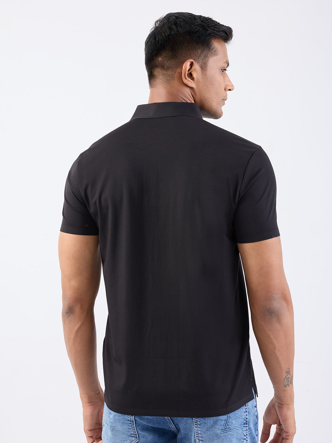 Men T-Shirt Black Slim Fit