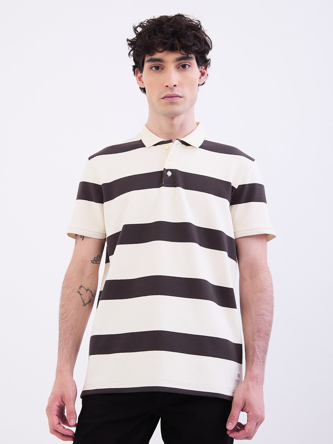 Spykar Charcoal Grey Slim Fit Casual T-Shirt For Men