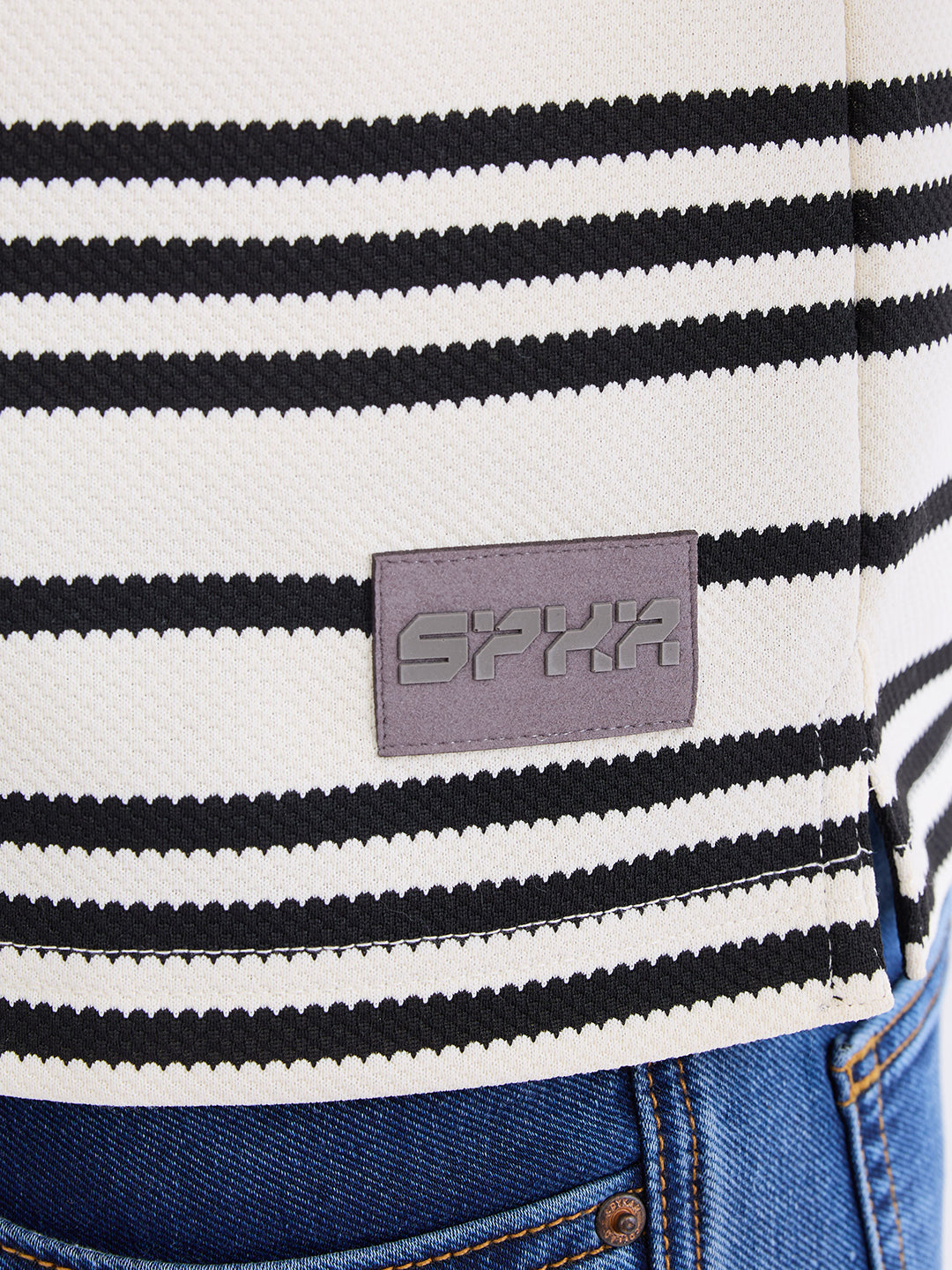 Spykar Off White Slim Fit Casual T-Shirt For Men