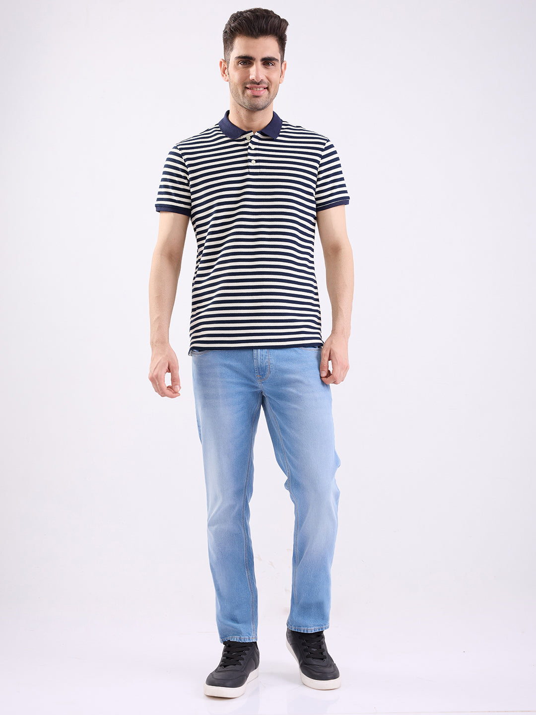 Spykar Navy Blue Slim Fit Casual T-Shirt For Men