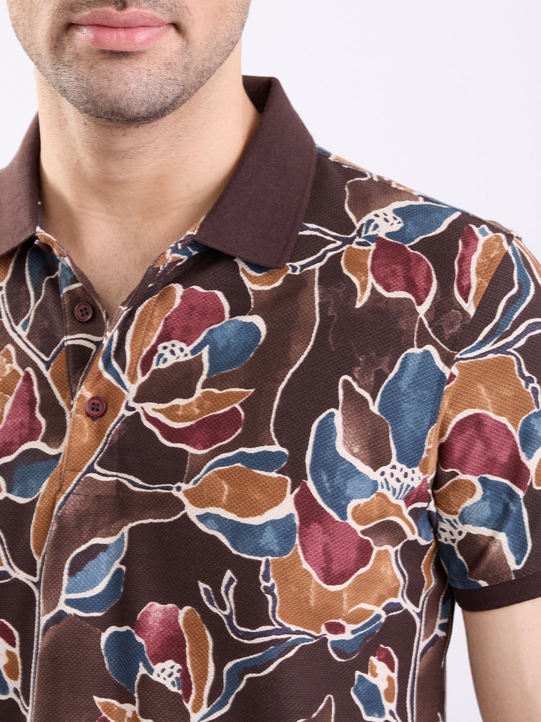 Men T-Shirt Brown Slim Fit