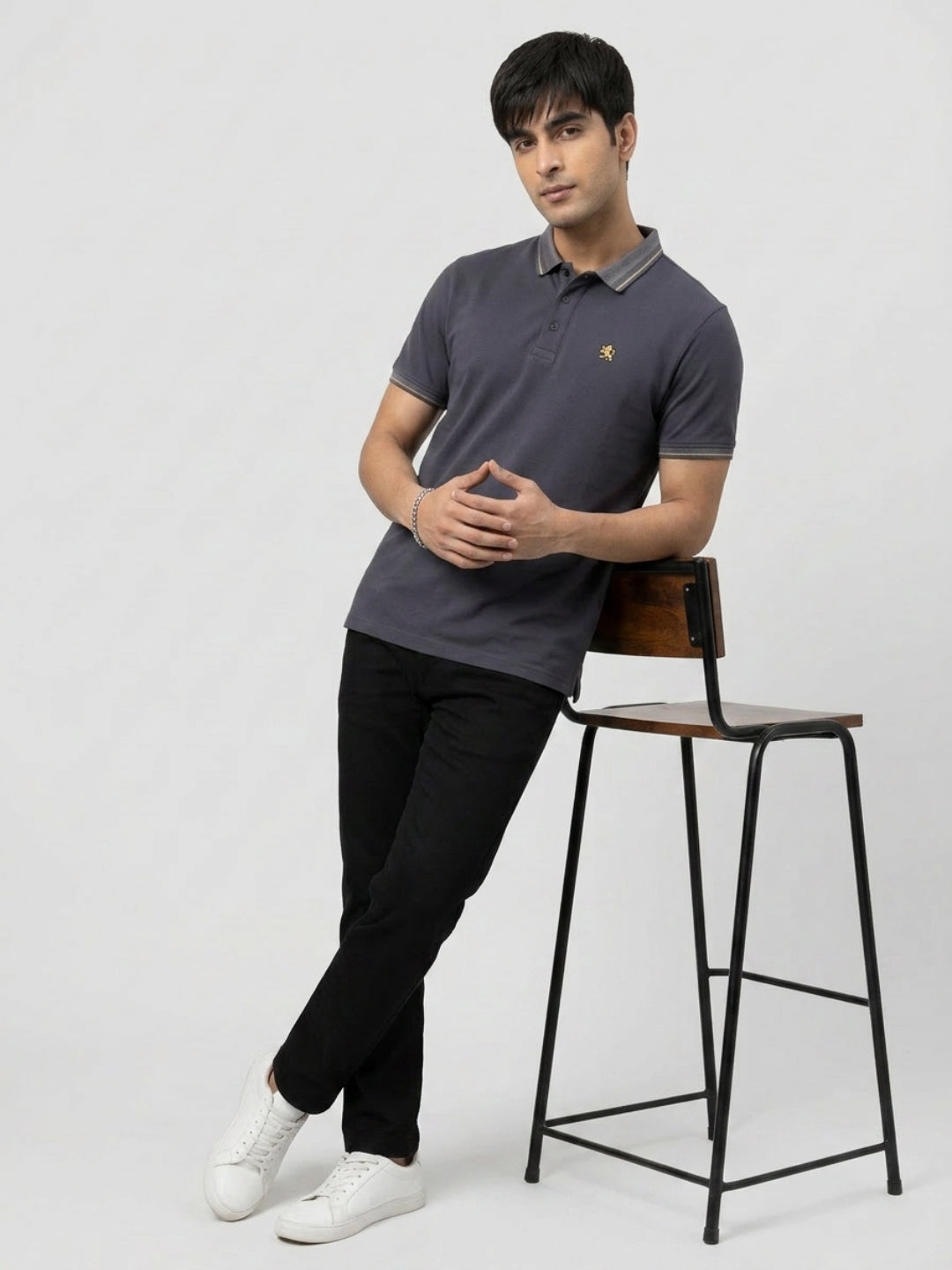 Men T-Shirt Solid Grey Regular Fit