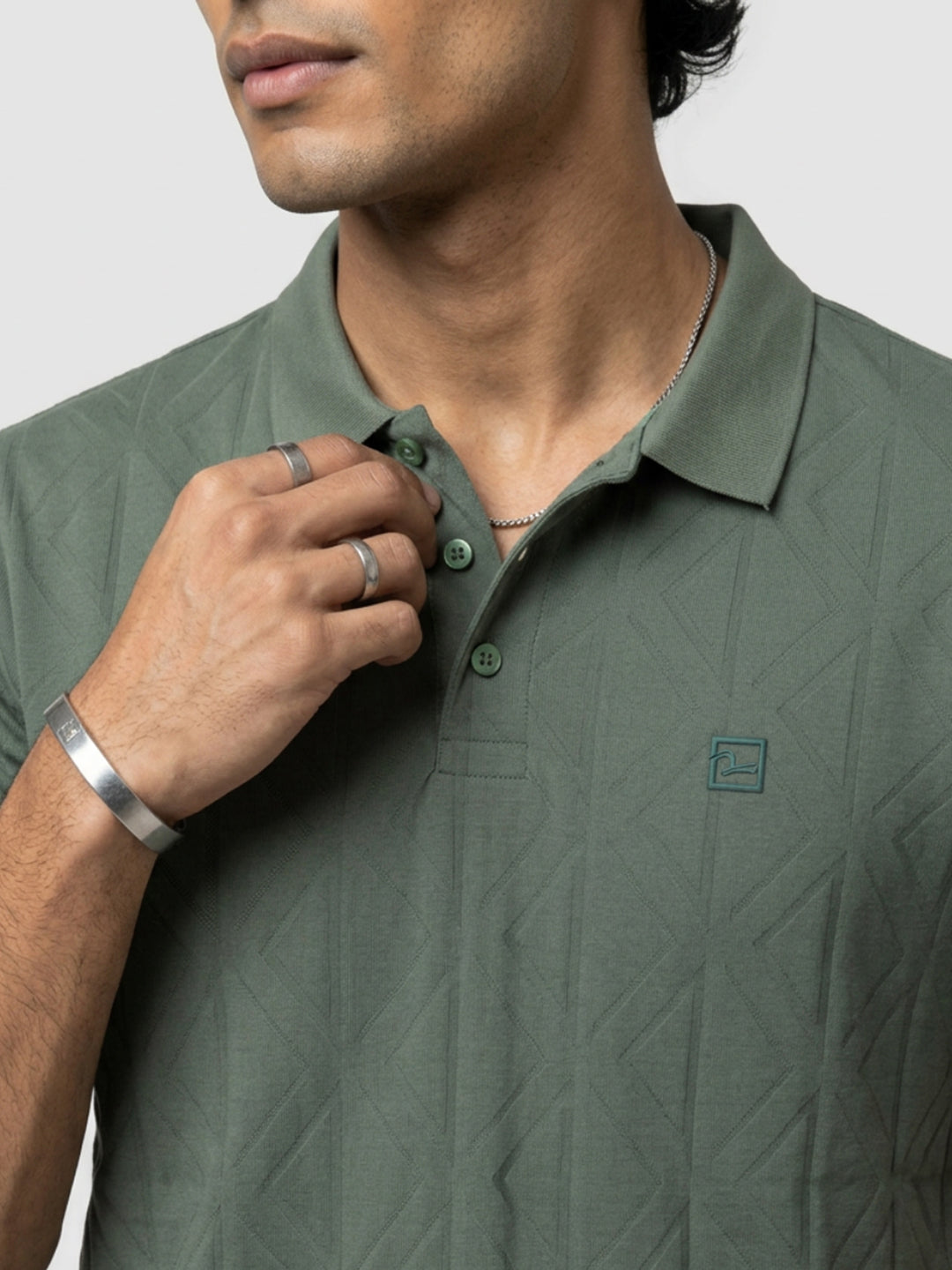 Men T-Shirt Solid Green Regular Fit