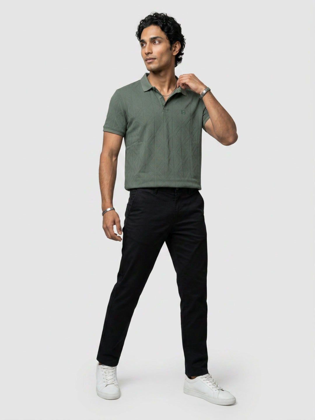 Men T-Shirt Solid Green Regular Fit