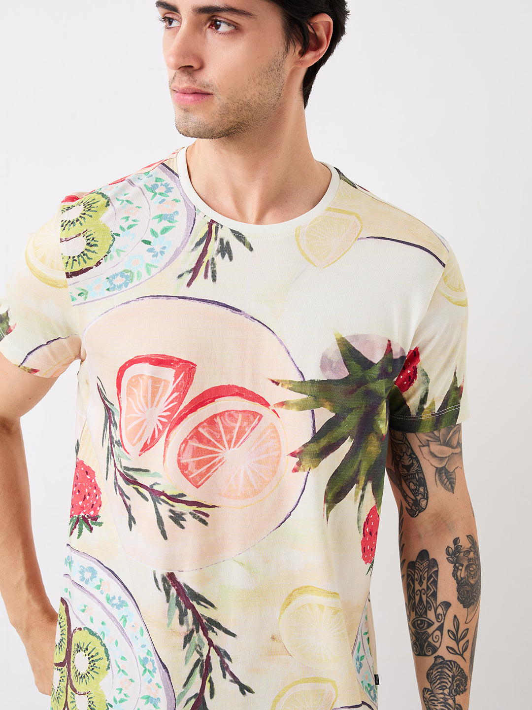 Spykar White Slim Fit Printed Half Sleeve T-Shirt For Men