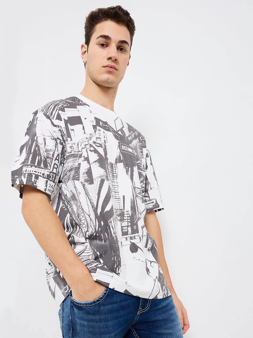 Spykar White Loose Fit Printed Half Sleeve T-Shirt For Men