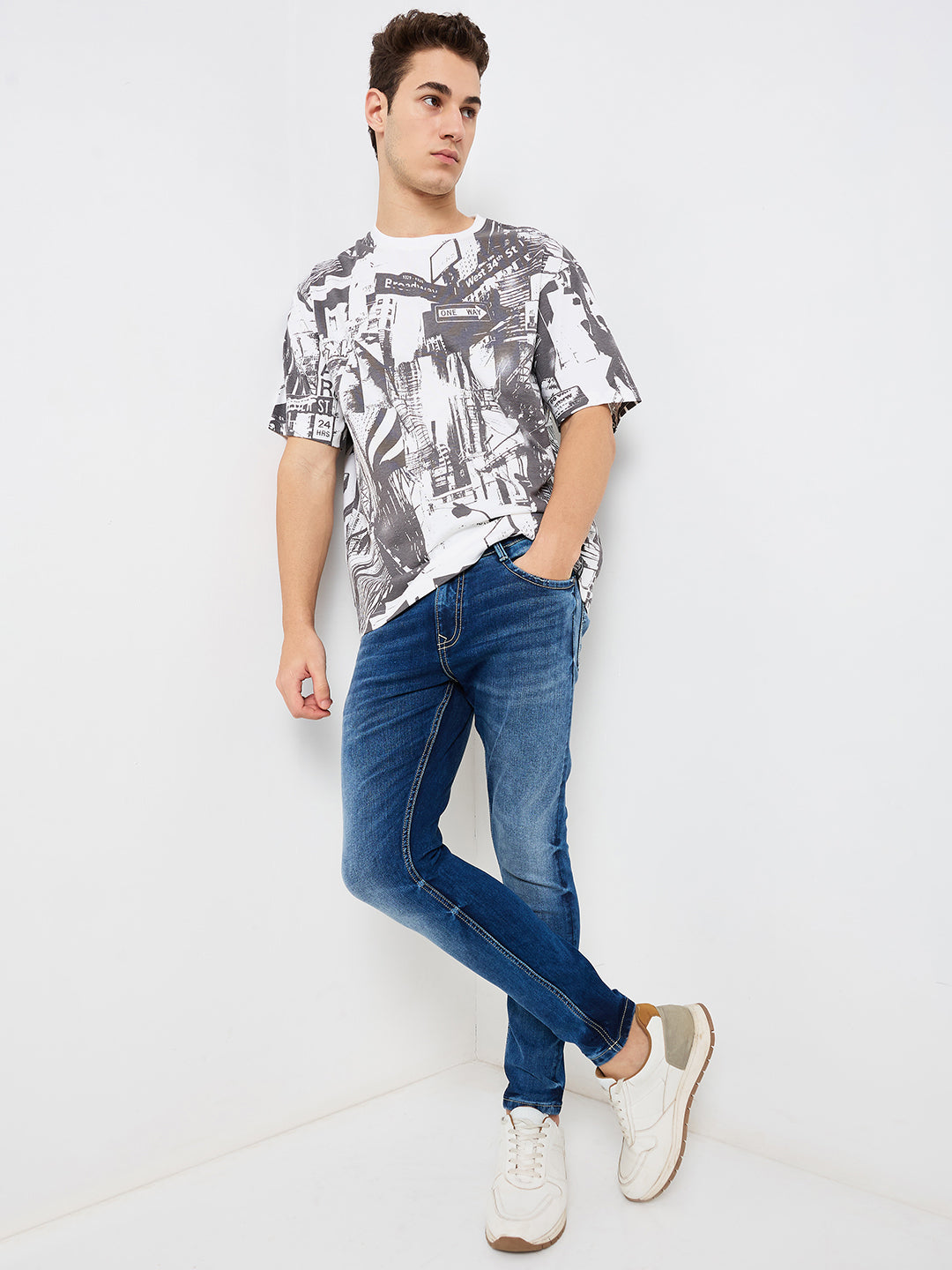 Spykar White Loose Fit Printed Half Sleeve T-Shirt For Men