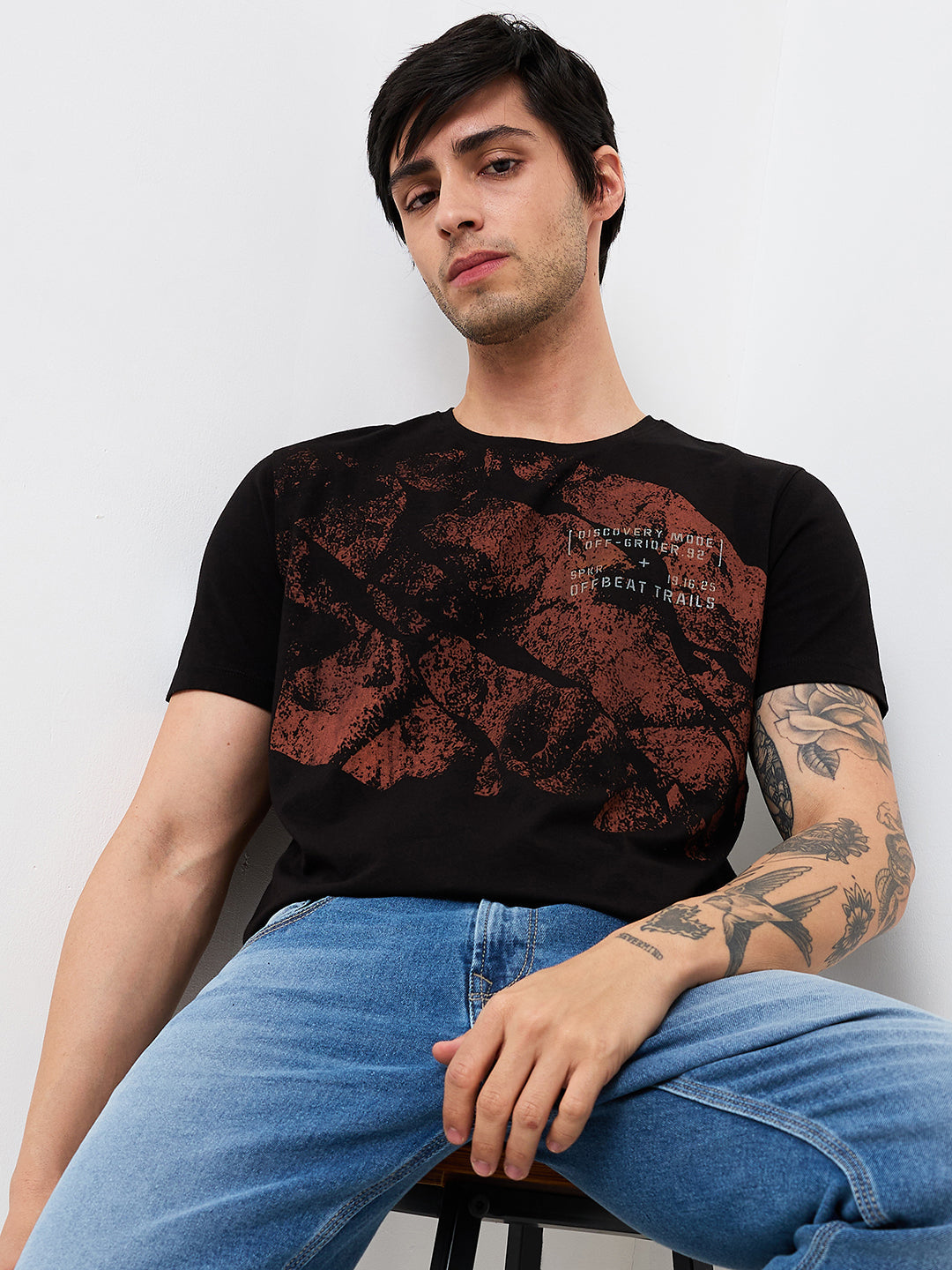 Spykar Black Slim Fit Solid Half Sleeve T-Shirt For Men