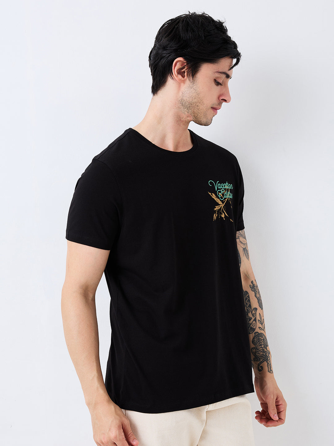 Spykar Black Slim Fit Solid Half Sleeve T-Shirt For Men