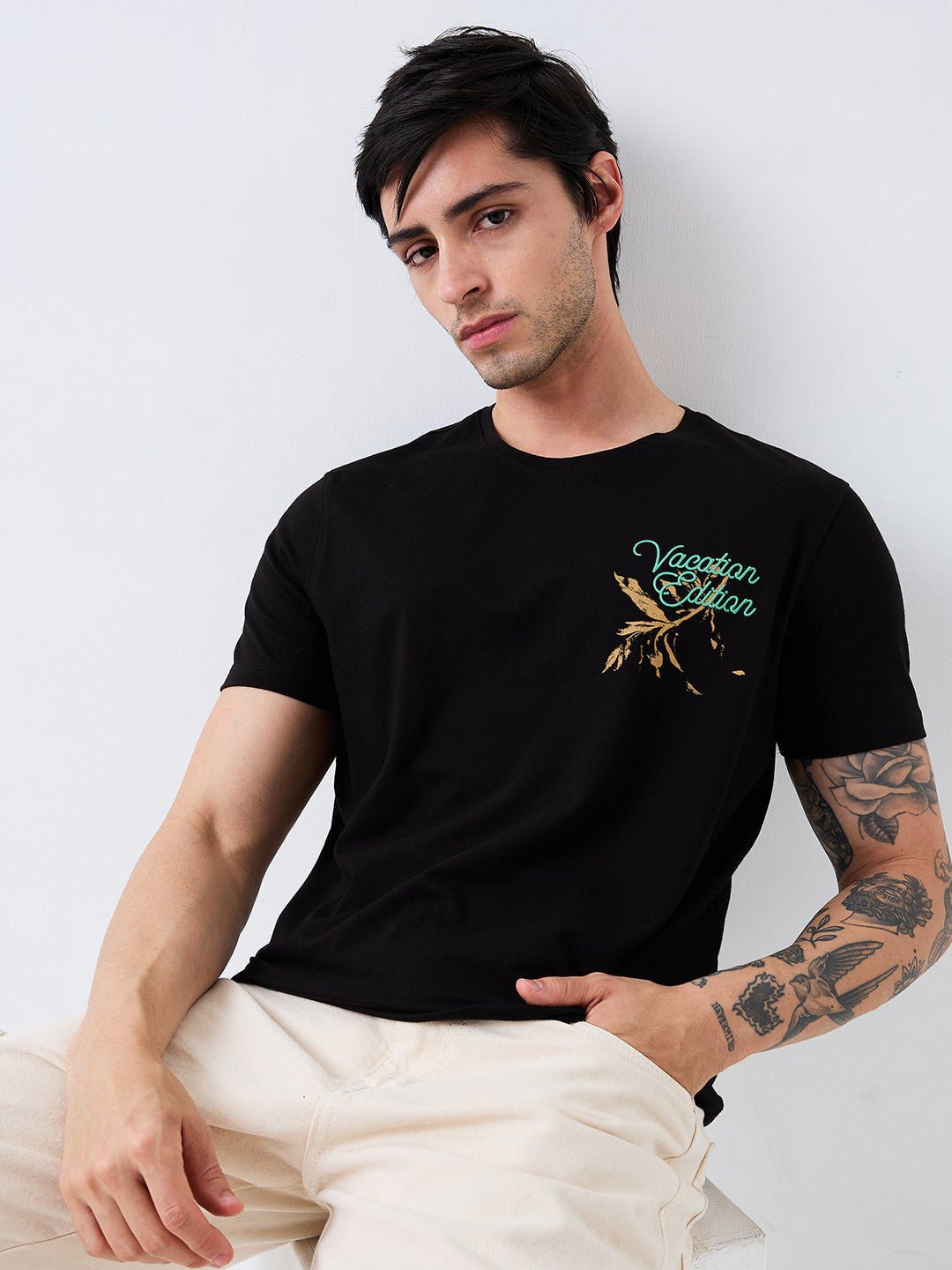 Spykar Black Slim Fit Solid Half Sleeve T-Shirt For Men