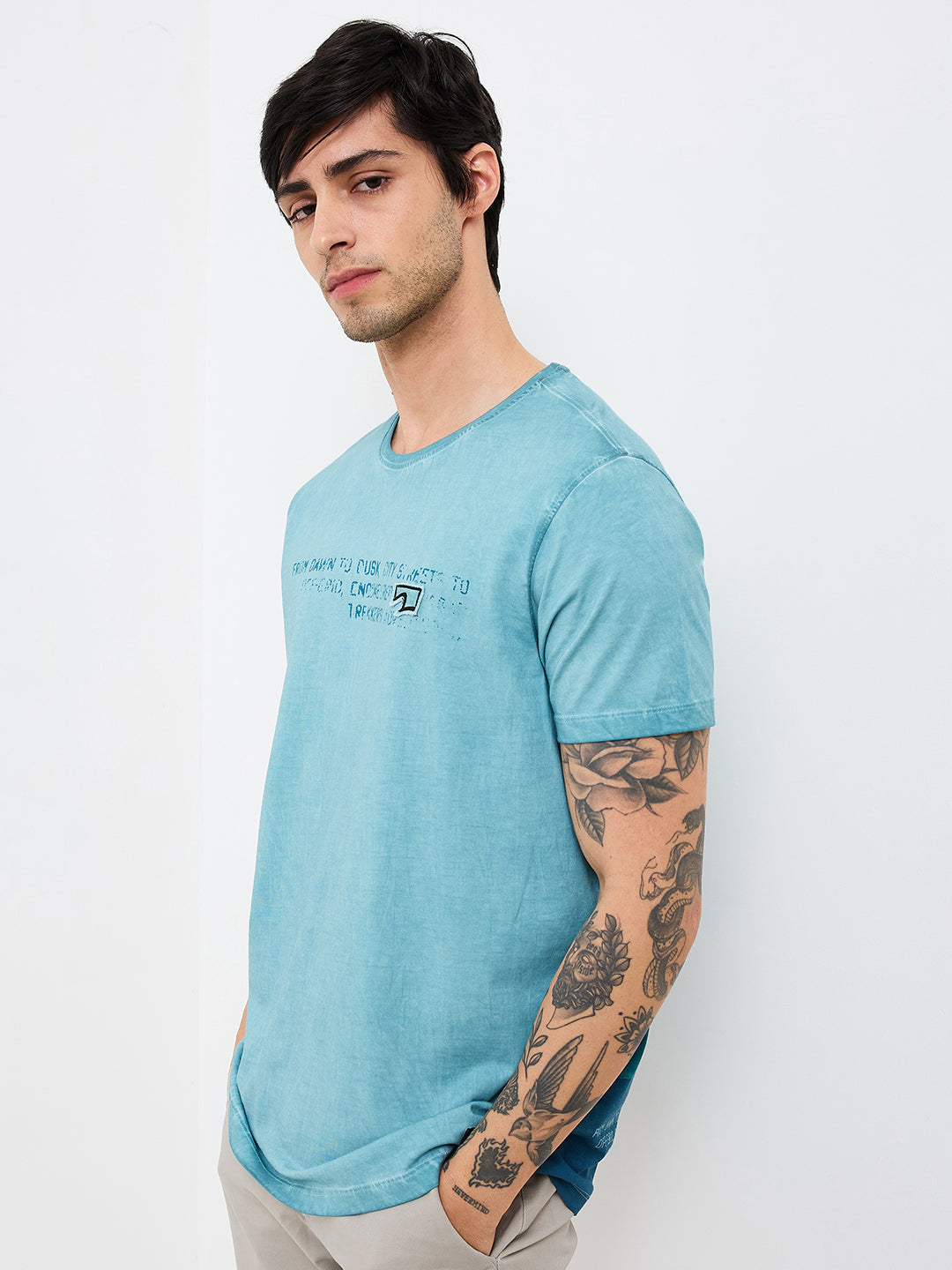 Spykar Blue Slim Fit Solid Half Sleeve T-Shirt For Men