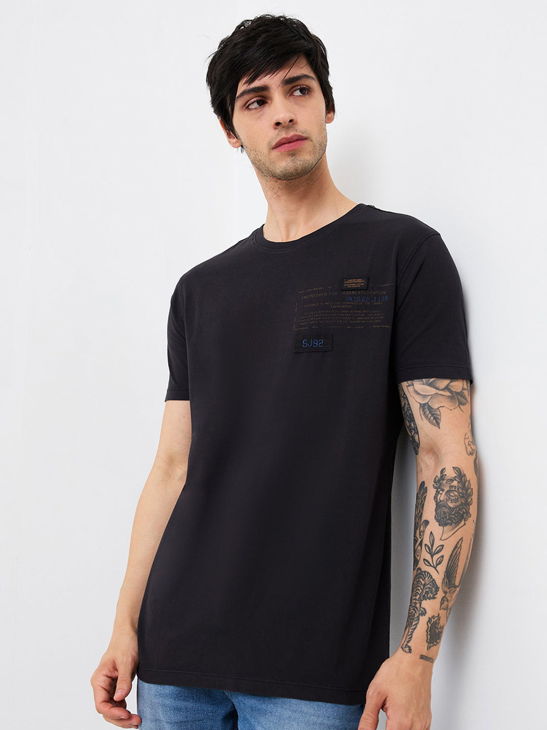 Spykar Black Slim Fit Solid Half Sleeve T-Shirt For Men