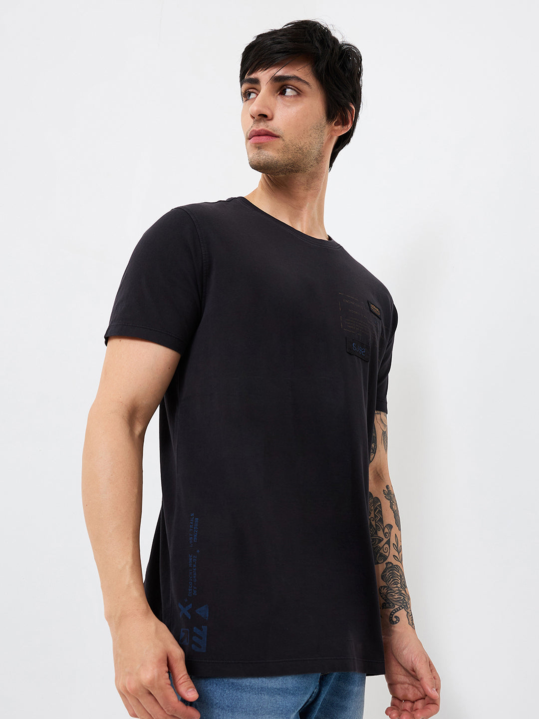 Spykar Black Slim Fit Solid Half Sleeve T-Shirt For Men