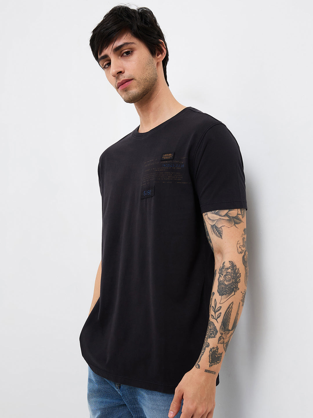 Spykar Black Slim Fit Solid Half Sleeve T-Shirt For Men