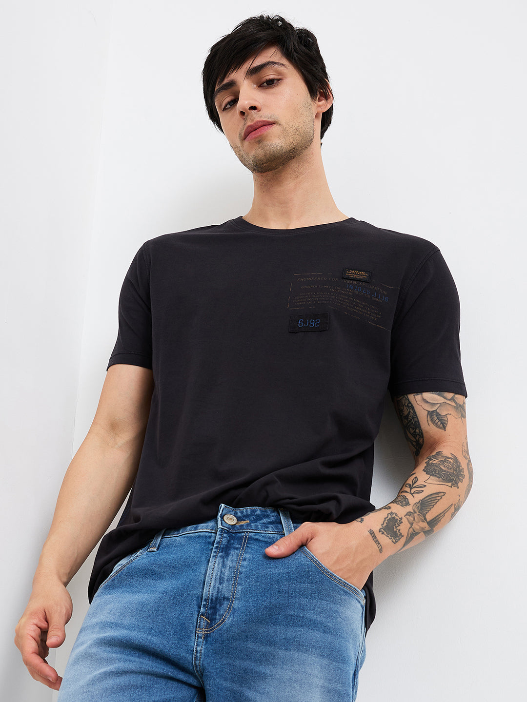 Spykar Black Slim Fit Solid Half Sleeve T-Shirt For Men