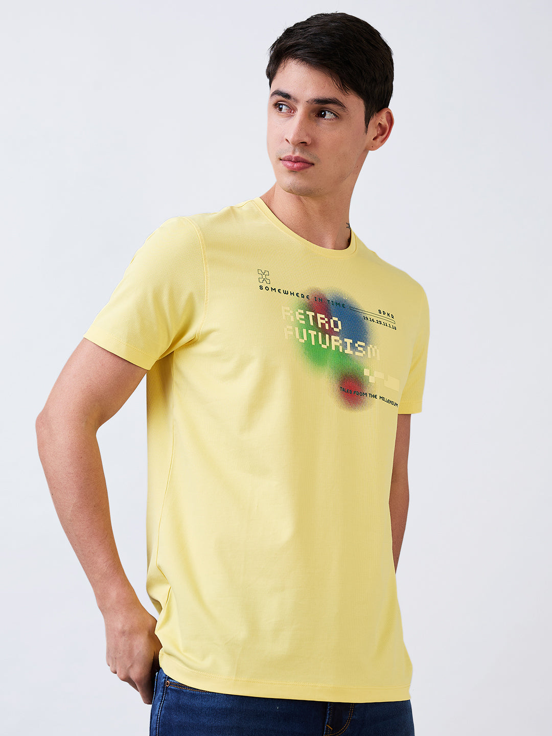 Spykar Yellow Slim Fit Solid Half Sleeve T-Shirt For Men