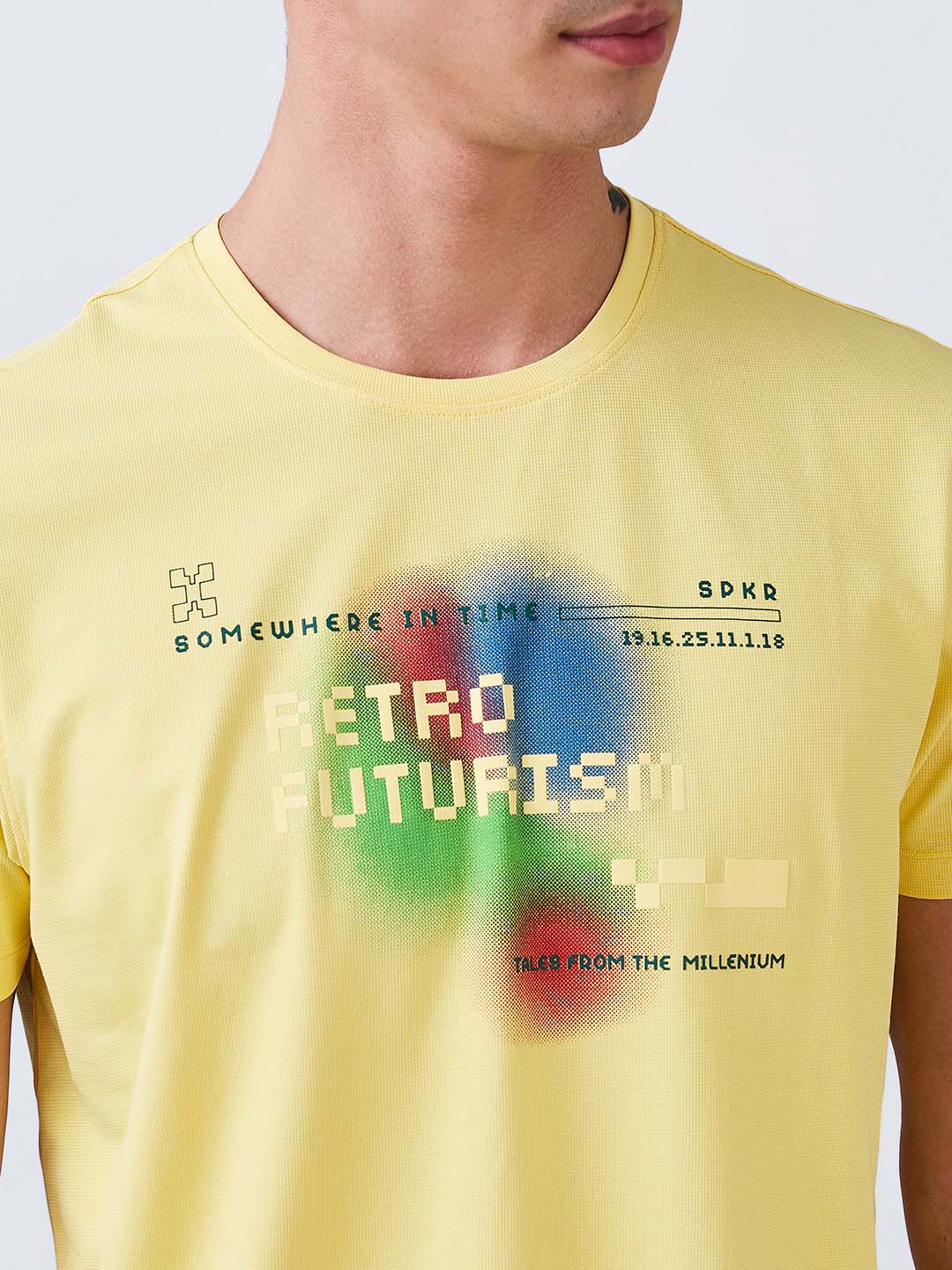 Men T-Shirt Yellow Solid Slim Fit