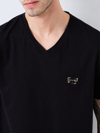 Men T-Shirt Solid Black Slim Fit