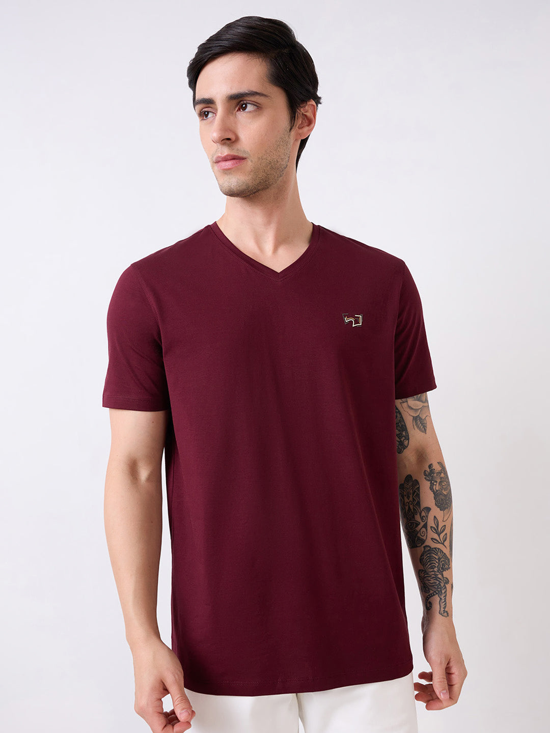 Men T-Shirt Solid Red Slim Fit
