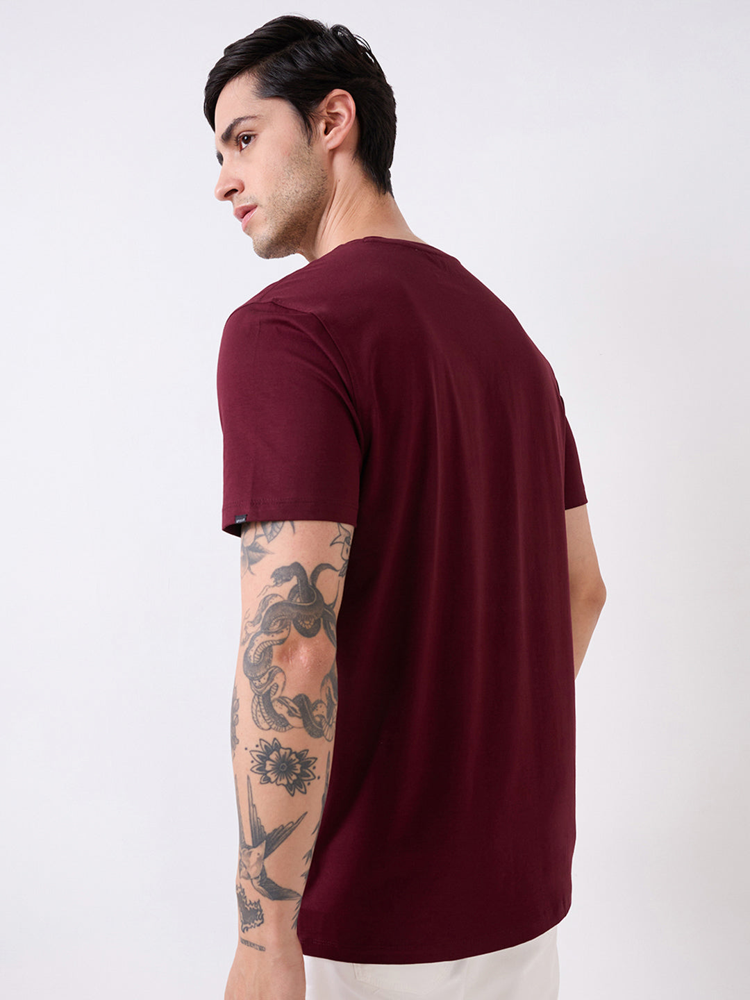 Men T-Shirt Solid Red Slim Fit