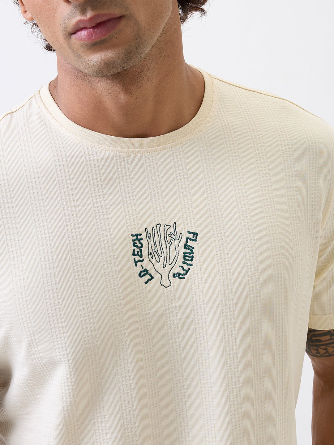 Spykar White Slim Fit Casual T-Shirt For Men
